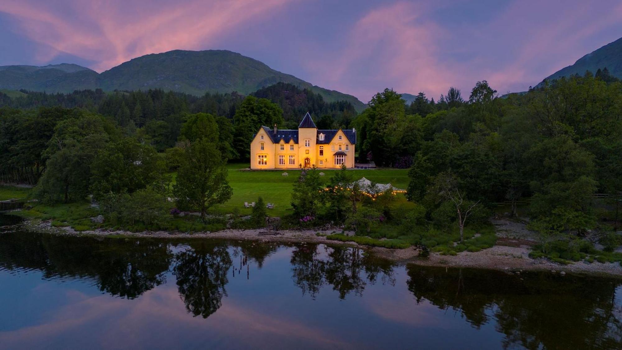 Glenfinnan House Hotel Экстерьер фото