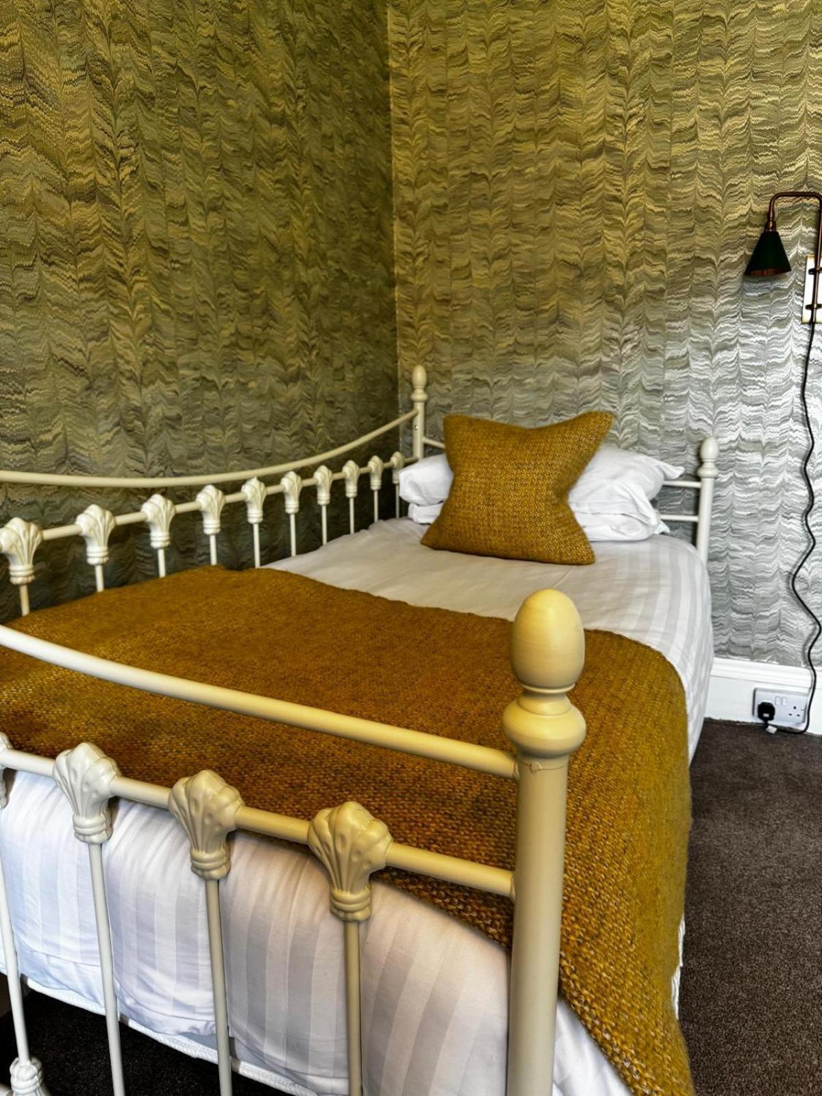 Glenfinnan House Hotel Экстерьер фото